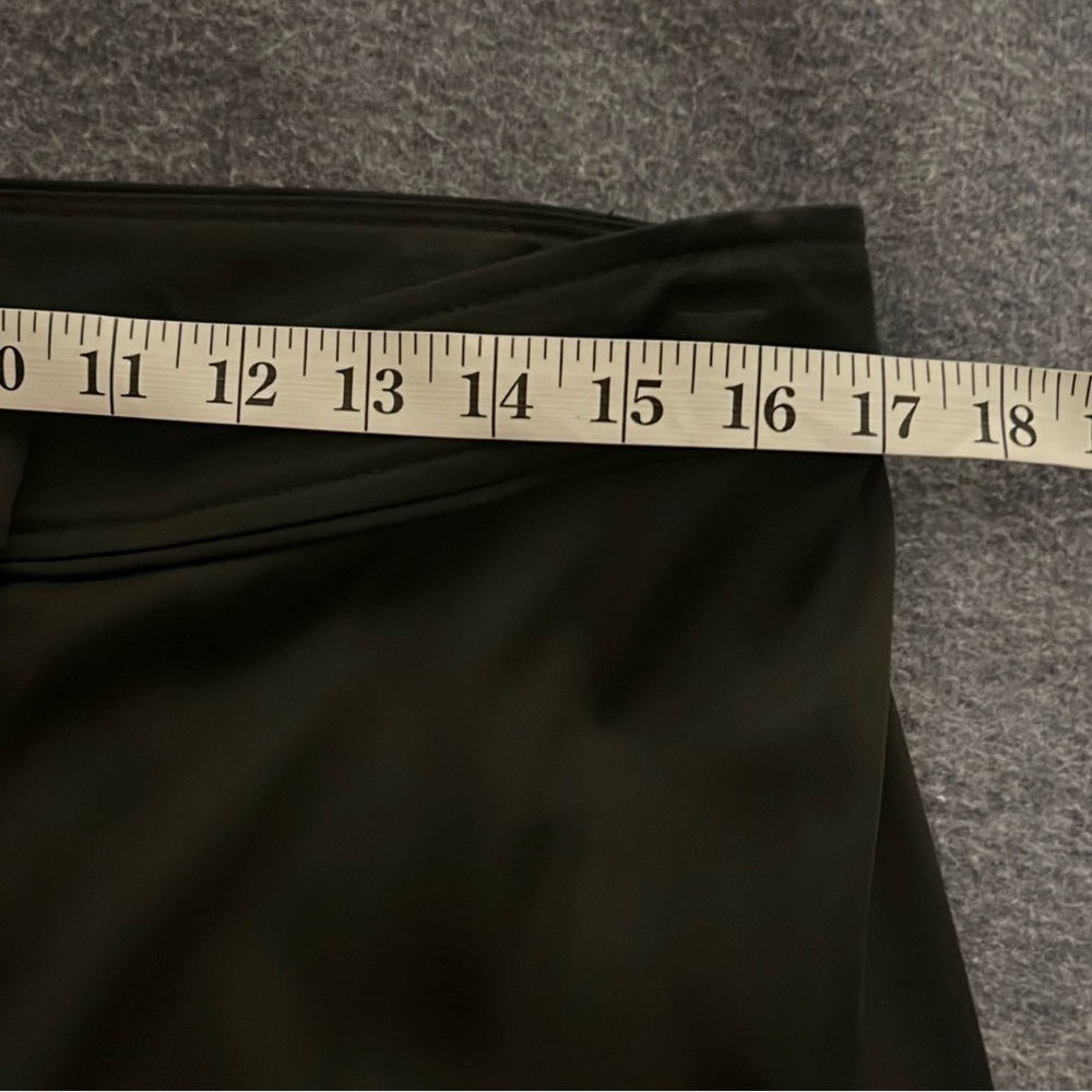 Cach’e, Black SATIN FLARED TROUSERS, Excellent Condition, Size 10 Long - Picture 10 of 12